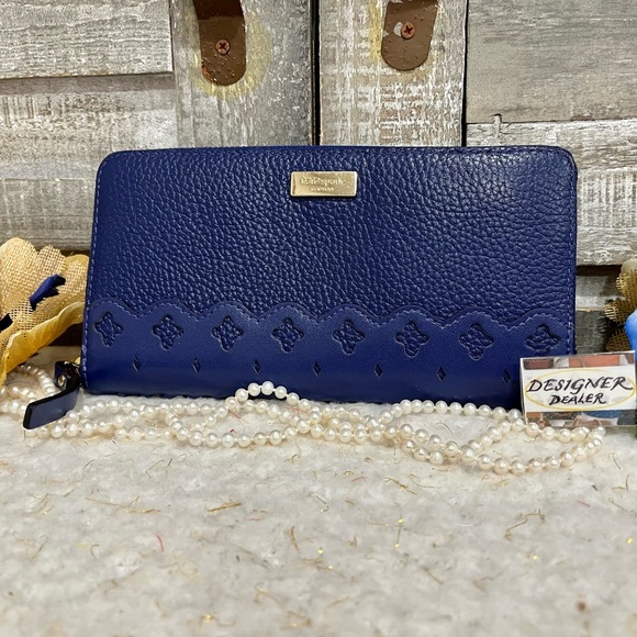 Authentic KATE SPADE Neda Market Street Accordion Wallet Blue EUC! - Picture 2 of 12